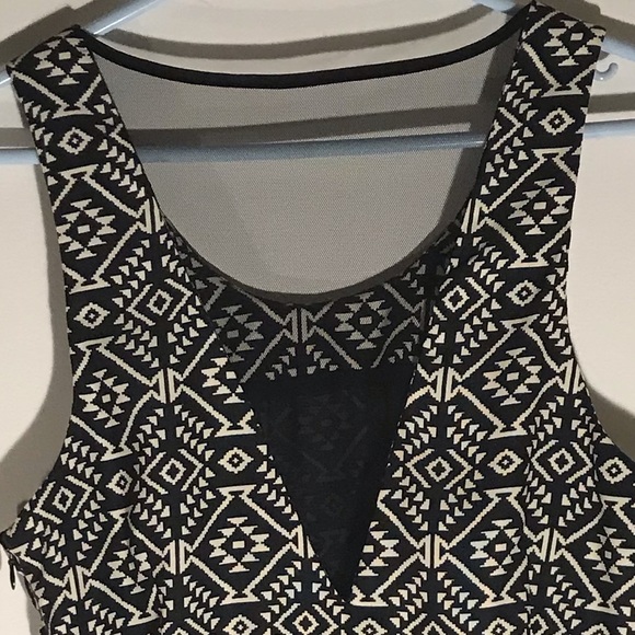 Dex Black and White Aztec Print Dress - M - Picture 3 of 3